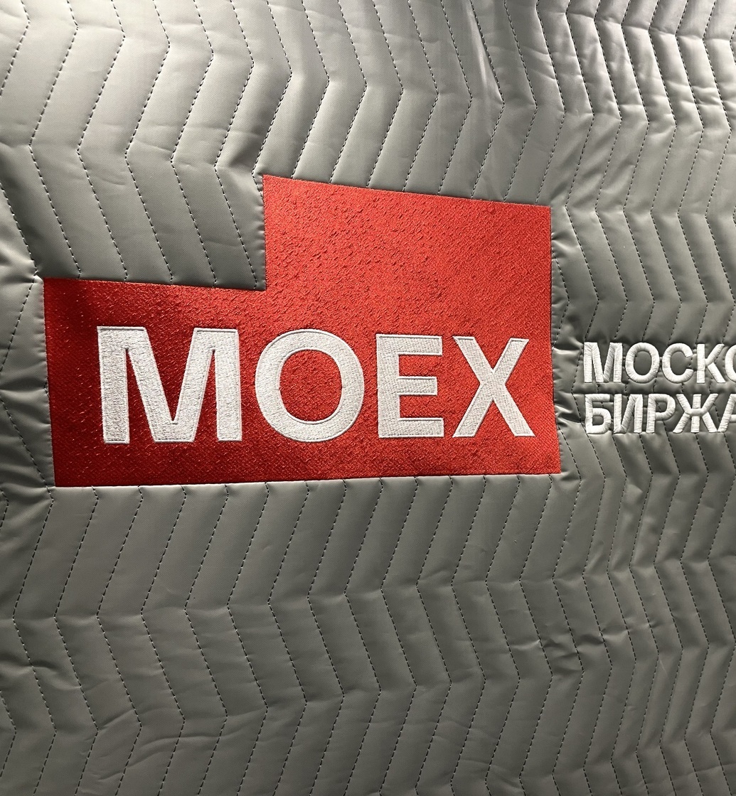 Царапины в лифте Otis CoverLift - защита лифтовых кабин